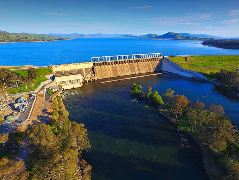 Hume Dam: the major operating water storage of the River Murray system
