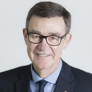Sir Angus Houston, Murray–Darling Basin Authority Chair